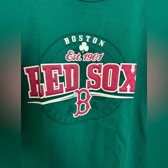 MLB Other - Boston Red Sox Baseball Club Green Irish Shamrock T-Shirt Size XL